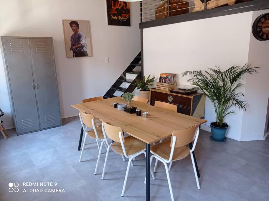 Loft Vue Palais Des Papes Apartment Avignon Exterior photo